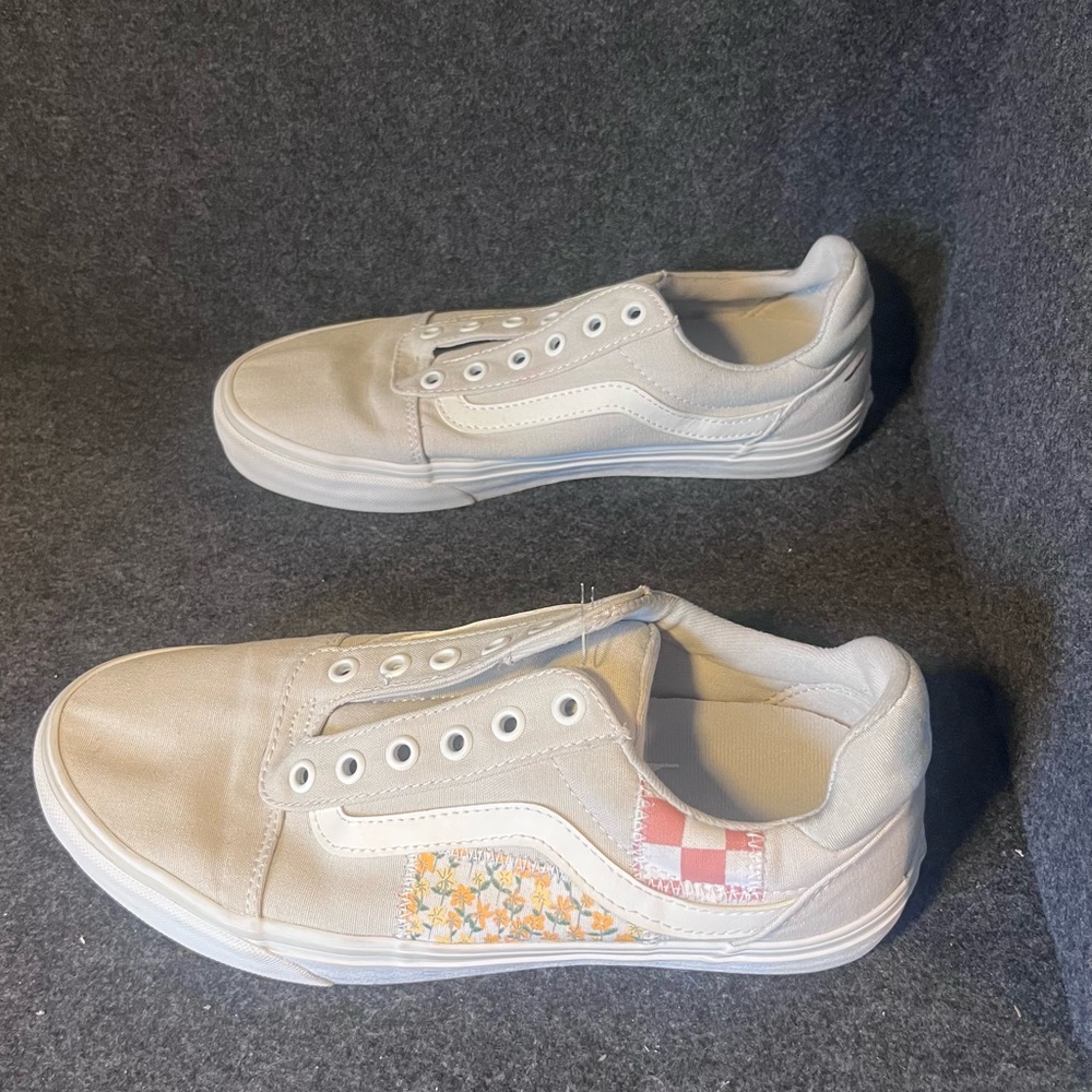 Vans Floral and checkered Print Womens 9.5 Cream Canvas Lace Up Low Top Sneakers